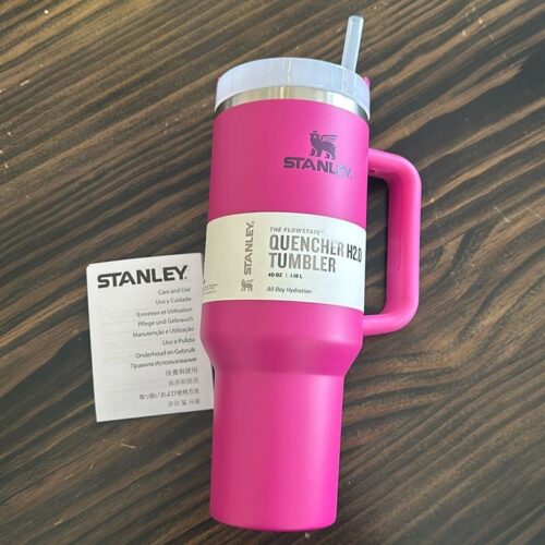 Stanley Cup – Fuchsia (Hot Pink) photo review